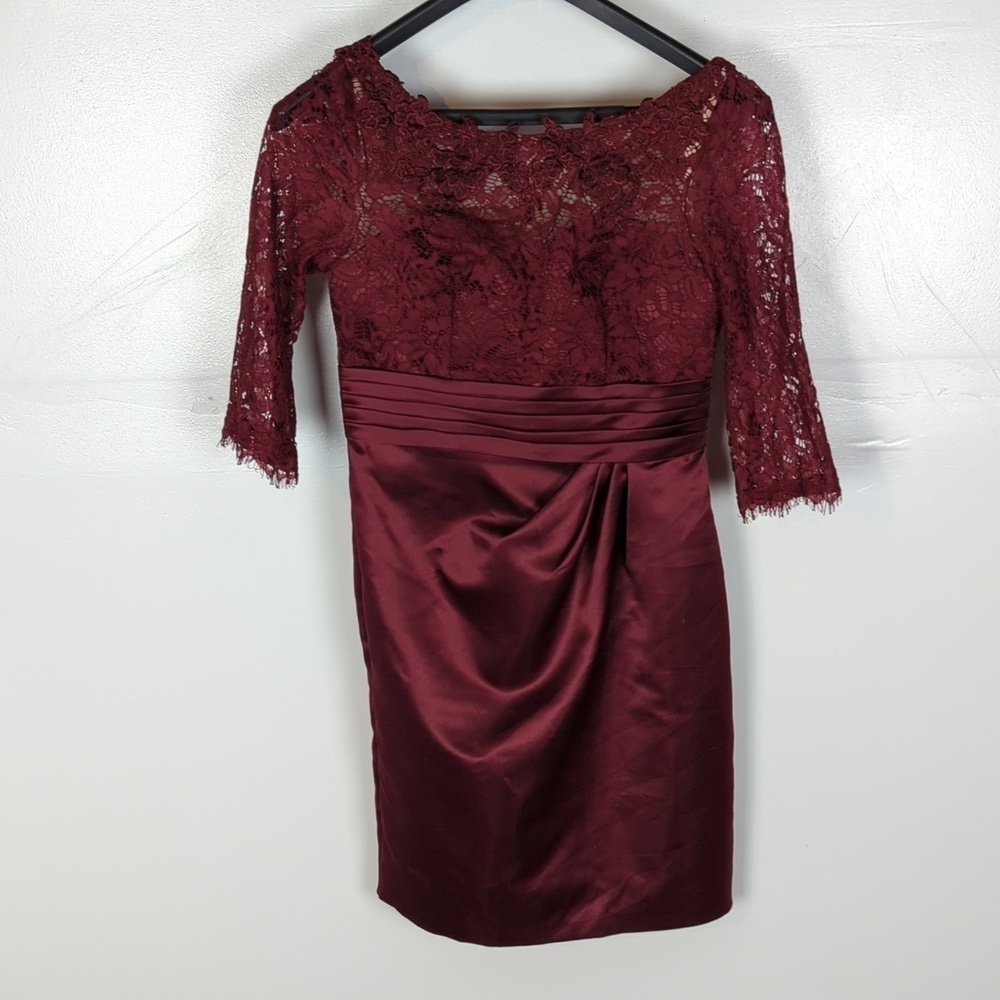 JJ's House NWT Sheath/Column Scoop Knee-Length Lace Satin Cocktail Dress